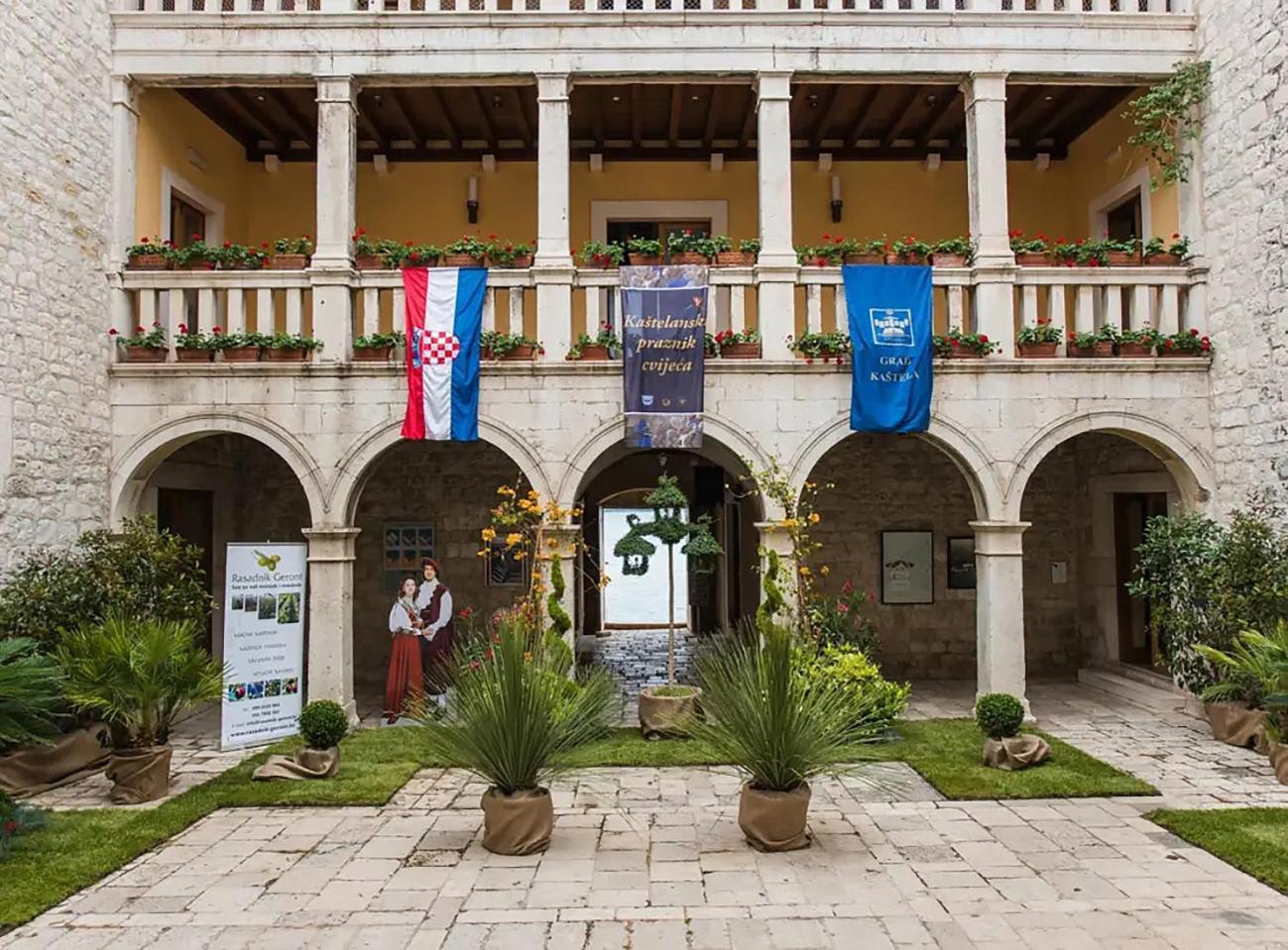 Apartamento Palmaja Kaštela Exterior foto